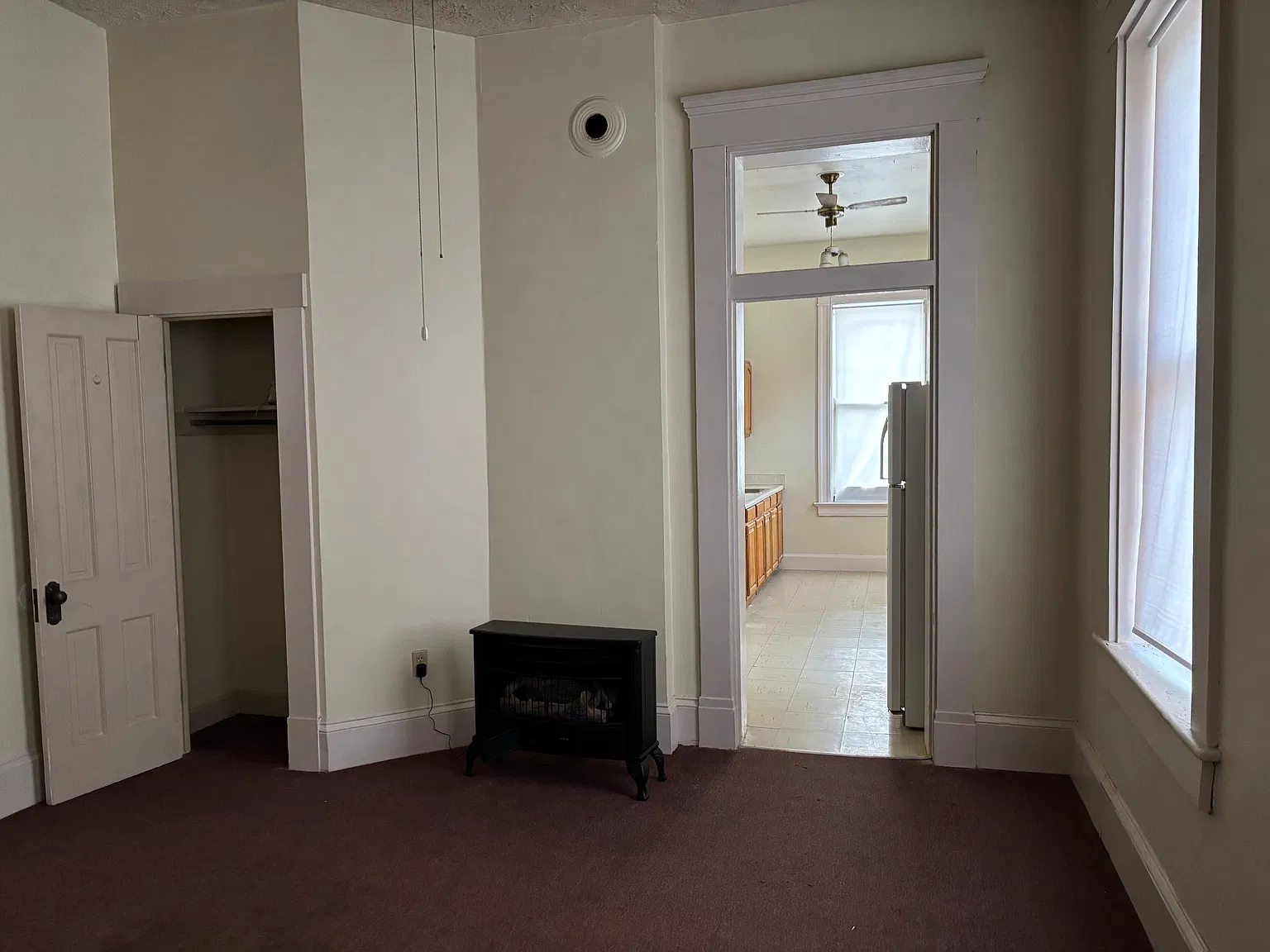 837 Main St — Photo 4
