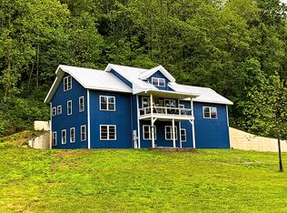 195 Emerald Dr, Hampshire, TN 38461
