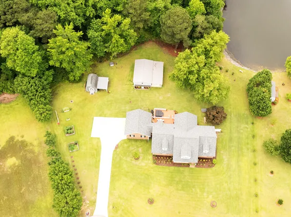 230 Wendy Pl, Benson, NC 27504