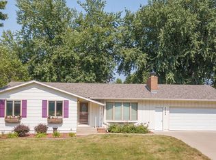 4308 S Mountain Ash Dr, Sioux Falls, SD 57103