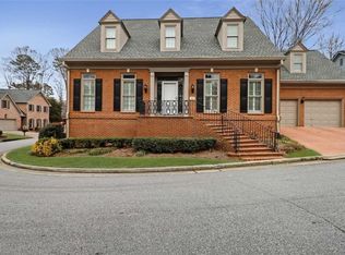 10 Downshire Cir, Decatur, GA 30033