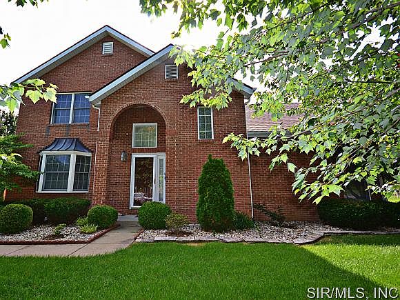 1st image of 208 Lake Lorraine Dr