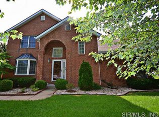 208 Lake Lorraine Dr, Swansea, IL 62226