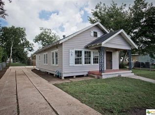 1010 E Commercial St, Victoria, TX 77901