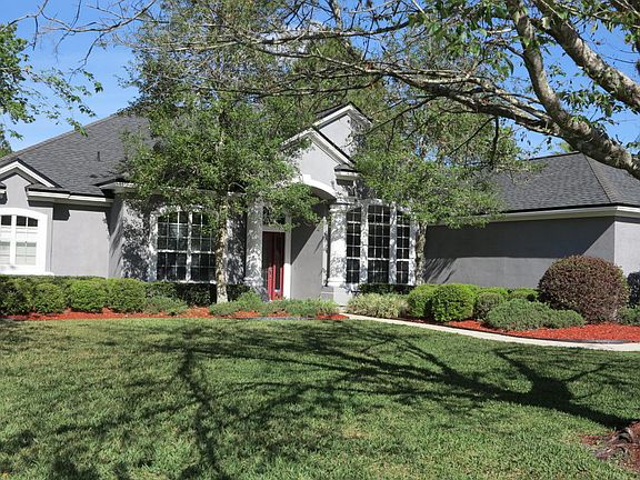 3rd image of 642 Thornwood Ln