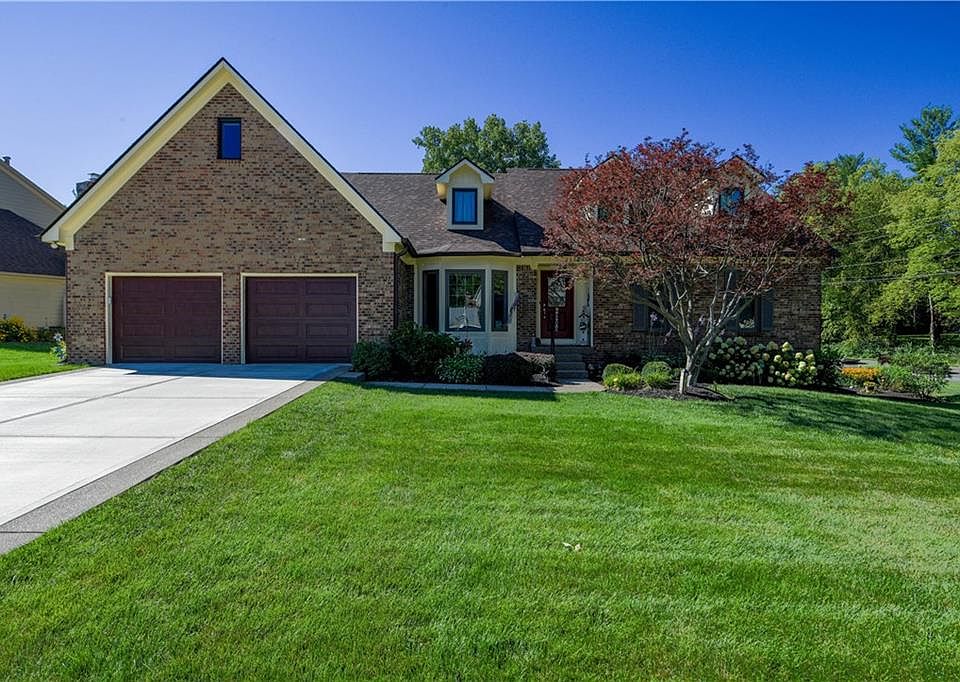 1st image of 9749 Scotch Pine Ln