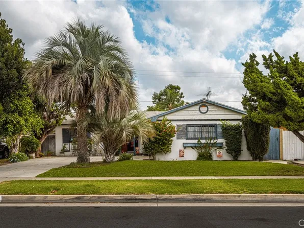 927 S Laurel St, Santa Ana, CA 92704