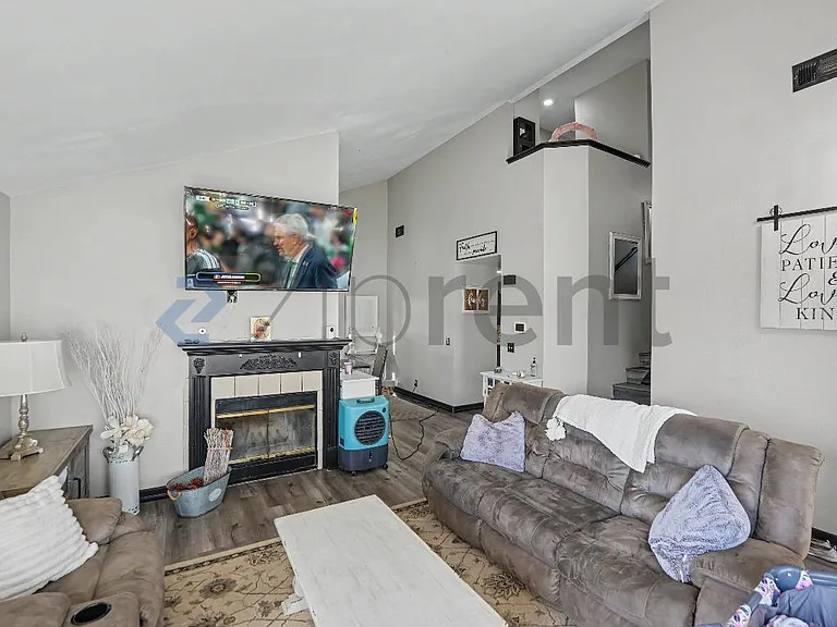 4703 Karling Pl — Photo 8