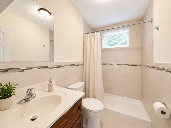 (undisclosed Address), Staten Island, NY 10312