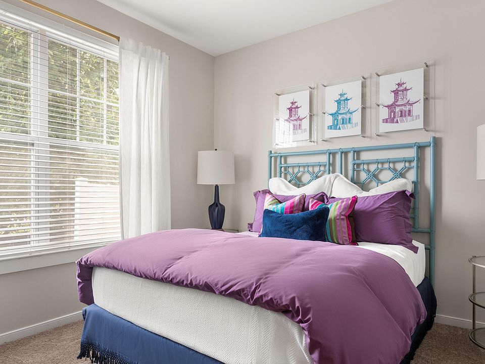 Colony at Centerpointe - Bedroom