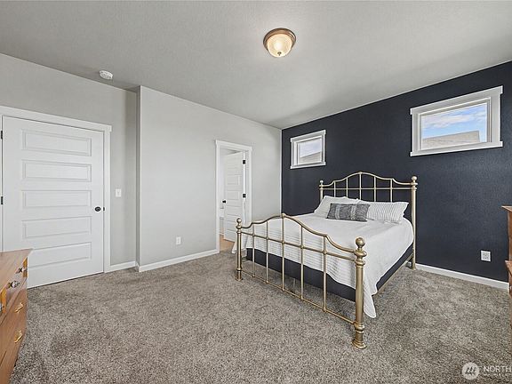 4th image of 738 I Street NE