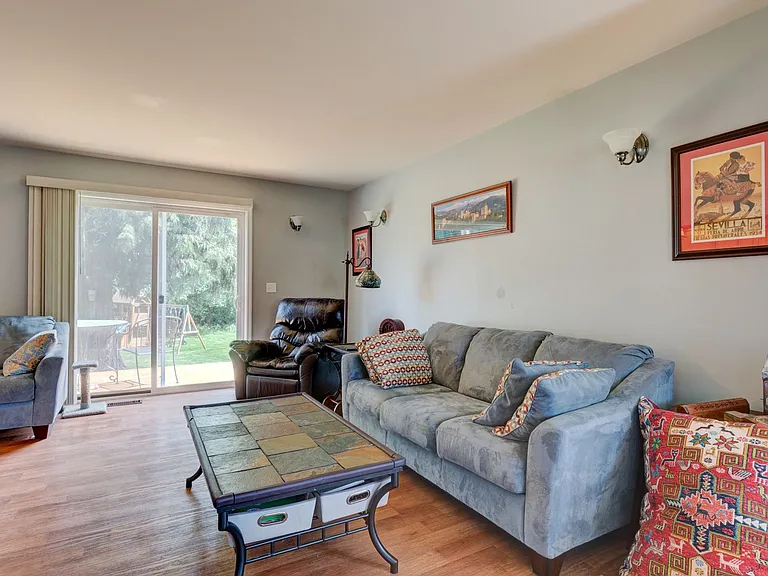 1207 Byrd Dr — Photo 9