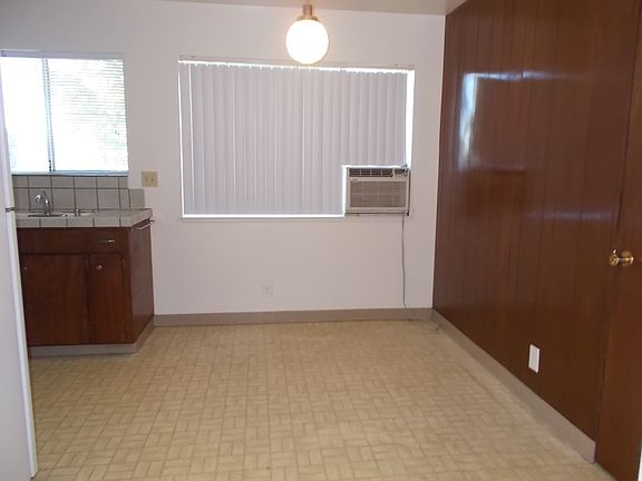 3rd image of 700 W Valley Dr APT 3