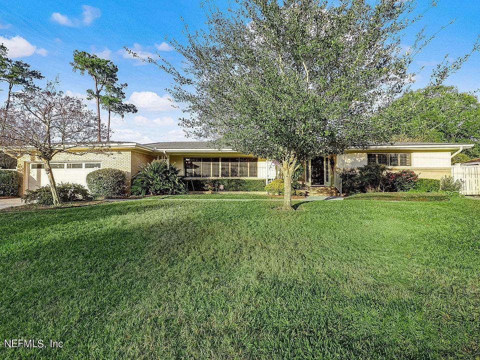 1st image of 2447 SEGOVIA Avenue