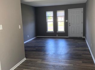 110 Redwood Rd #110, Columbia, MO 65203