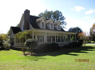 320 Bertha Robertson Rd, Nashville, GA 31639