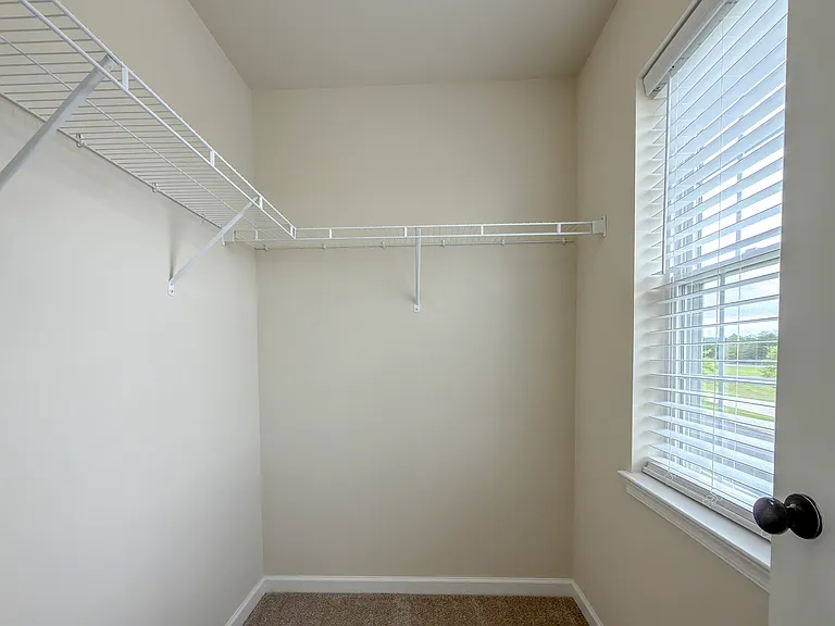 222 Blackford Blvd — Photo 15