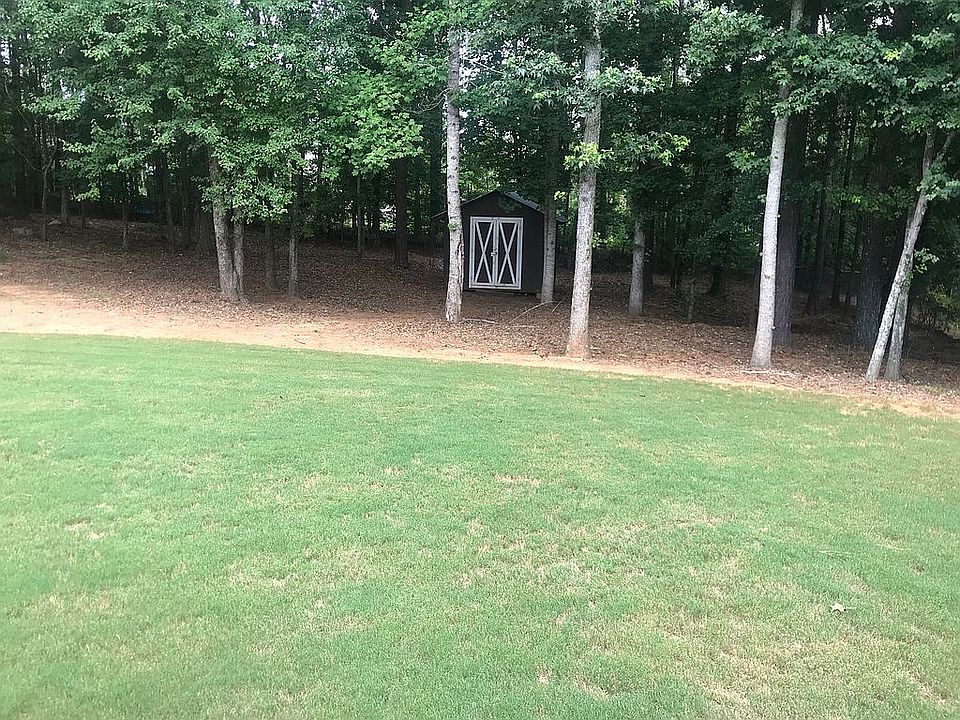 2nd image of 125 Kimbell Farm Dr