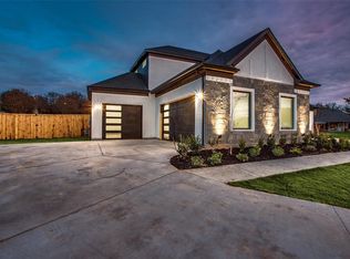 2125 Waterloo Pl, Denison, TX 75020