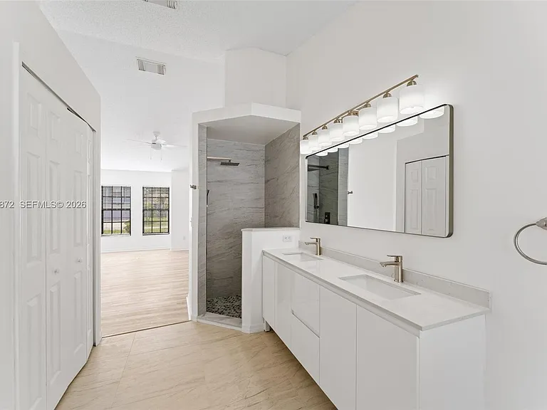 3561 SW Carmody St — Photo 16