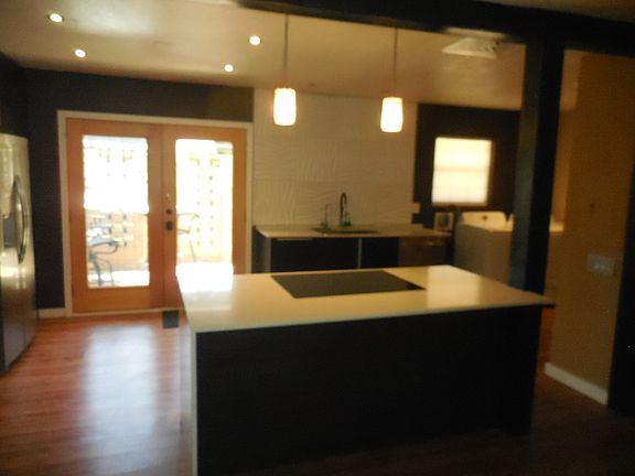 4th image of 350 Thunderbird Dr Unit 20-1-1