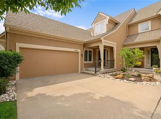 7892 W 157th Ter, Overland Park, KS 66223