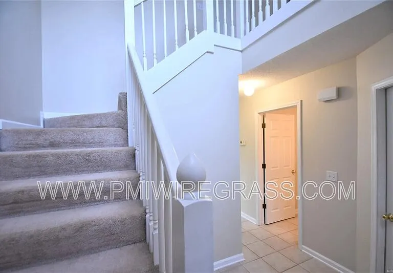 177 N Springview Dr — Photo 13