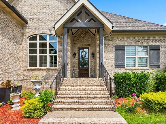 4th image of 1043 Alice Springs Cir