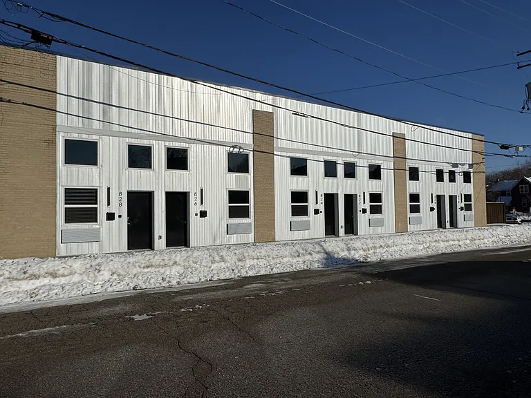 217 S Badger Ave — Photo 21