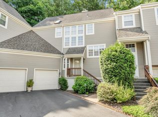 614 Foxboro Dr UNIT 614, Norwalk, CT 06851