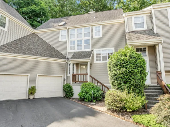 614 Foxboro Drive #614, Norwalk, CT 06851