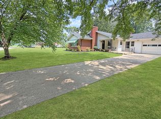 1615 Roger Ave, Benton Harbor, MI 49022