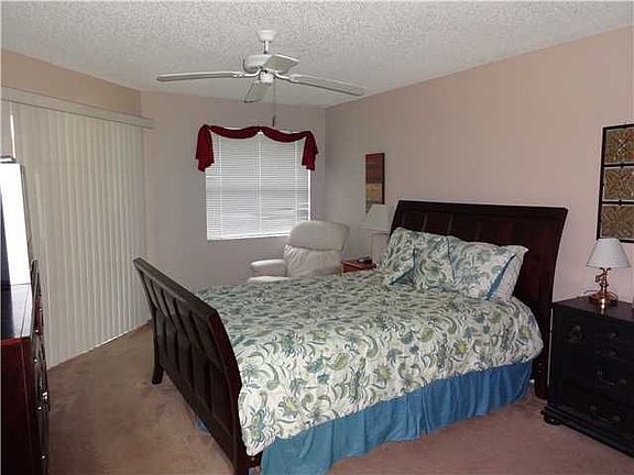 3rd image of 2639 SE 21st Ct #106-C