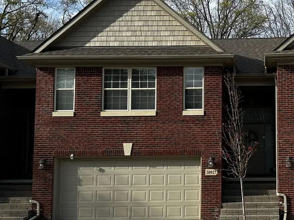 30927 Georgetown Dr, Warren, MI 48093