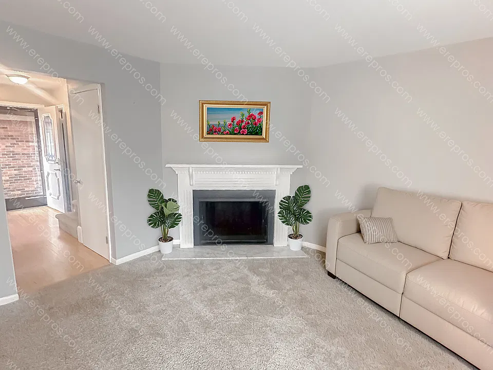 8494 Pepper Ridge Dr