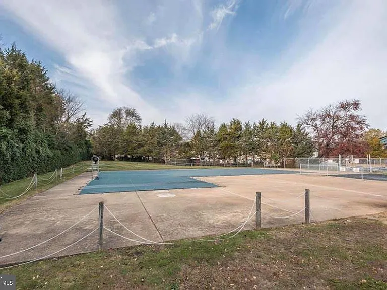 13817 Cabernet Ct — Photo 15