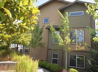 10602 NE Covent Garden Pl, Hillsboro, OR 97006