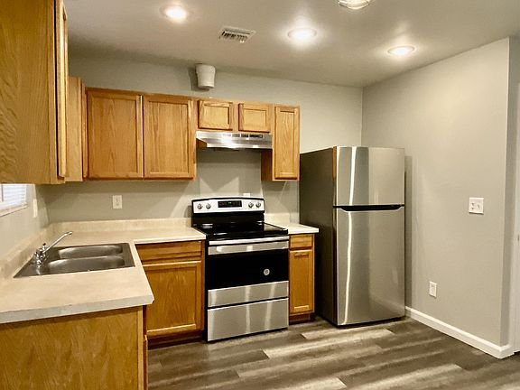 5th image of 219 W Pennsylvania Dr #2