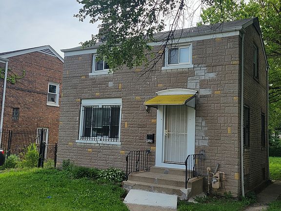 2nd image of 9126 S Perry Ave