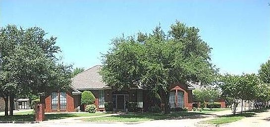 1st image of 9300 Pioneer Dr