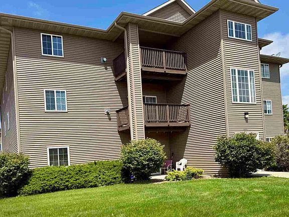 2nd image of 505 Penn Ct APT 3