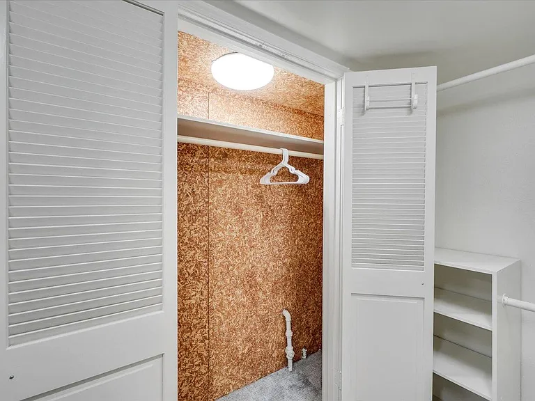 612 W Northgate Dr #612 — Photo 26