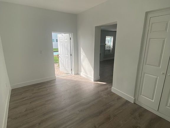 4th image of 4237 Bougainvilla Dr