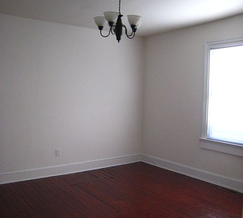 3rd image of 2906 Stockton St