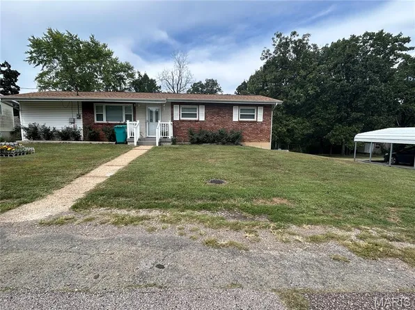 641 Hawthorn Dr, Sullivan, MO 63080