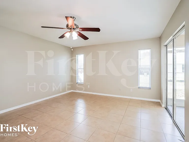 8381 Bahamas Rd — Photo 9