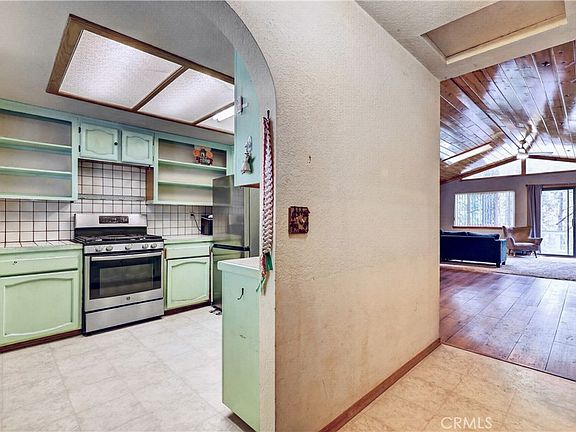2nd image of 1039 Lausanne Dr