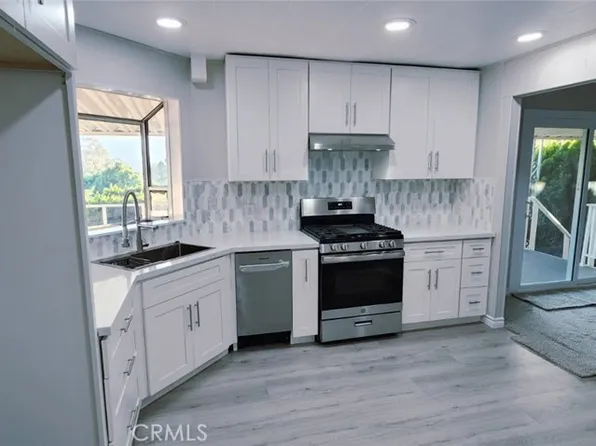 41435 Sycamore St, Murrieta, CA 92562