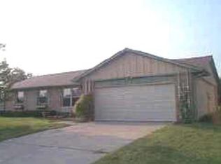 309 E Christina Dr, Whiteland, IN
