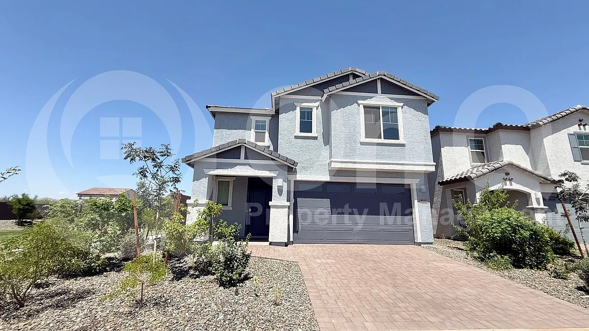 6 bed, 3.0 bath, 2546 sqft, $3,200 — Photo 1